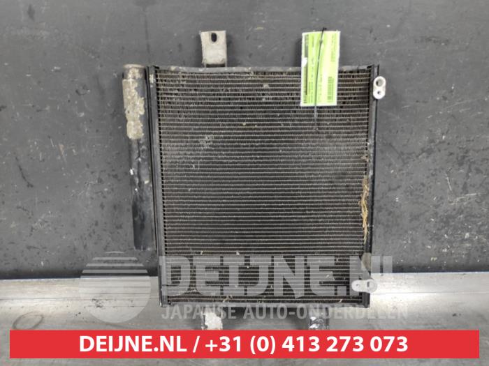 Gebruikte Airco Condensor Daihatsu Sirion 2 (M3) 1.3 16V DVVT Prijs € 35,00 Margeregeling aangeboden door V.Deijne Jap.Auto-onderdelen BV