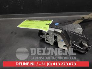 Toyota Corolla Verso Door lock mechanism 4-door, front left O497565 photo 2