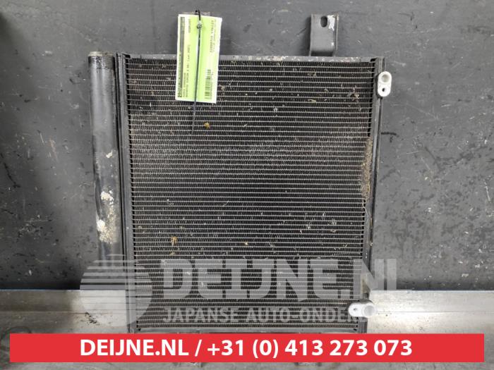 Gebruikte Airco Condensor Daihatsu Sirion 2 (M3) 1.3 16V DVVT Prijs € 35,00 Margeregeling aangeboden door V.Deijne Jap.Auto-onderdelen BV