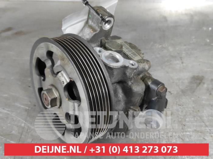 Gebruikte Pomp Servo Honda FR-V (BE) 2.2 i-CTDi 16V Prijs € 35,00 Margeregeling aangeboden door V.Deijne Jap.Auto-onderdelen BV