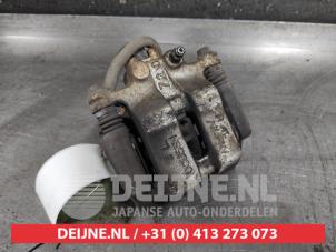 Honda FR-V Rear brake calliper, right O497815 photo 2