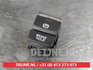 Gebruikte Handrem schakelaar Honda Jazz (GR) 1.5 eHEV 16V Prijs op aanvraag aangeboden door V.Deijne Jap.Auto-onderdelen BV