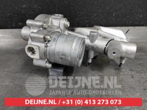 Honda Jazz Hoofdremcilinder O498002 foto 3