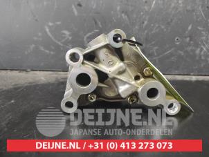 Nissan Note Oil pump O498051 photo 2