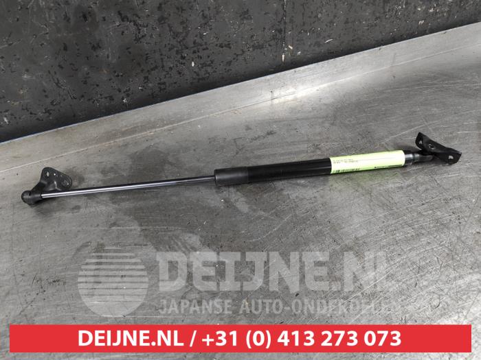 Toyota C-HR Rear gas strut, right O498152