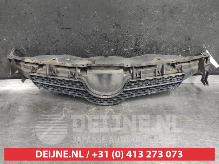 Toyota Auris Grille O498167