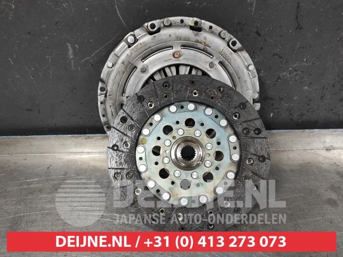 Gebruikte Koppelingsset (compleet) Kia Sportage (QL) 1.6 T-GDI 16V 4x4 Prijs € 50,00 Margeregeling aangeboden door V.Deijne Jap.Auto-onderdelen BV