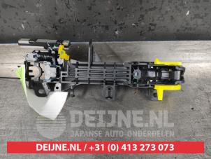 Toyota Verso Door handle 4-door, front left O498372 photo 3
