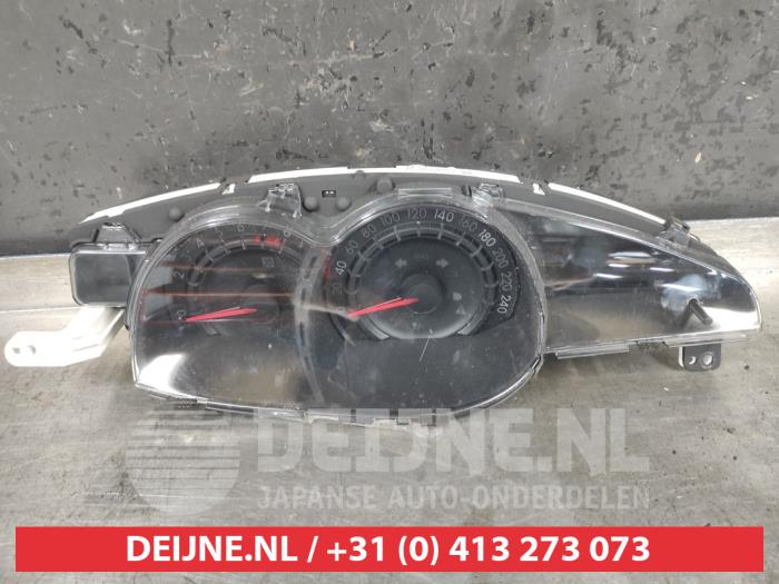 Toyota Verso Kilometerteller KM O498379