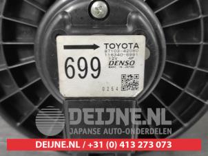 Toyota Rav-4 Heizung Belüftungsmotor O498610 foto 2
