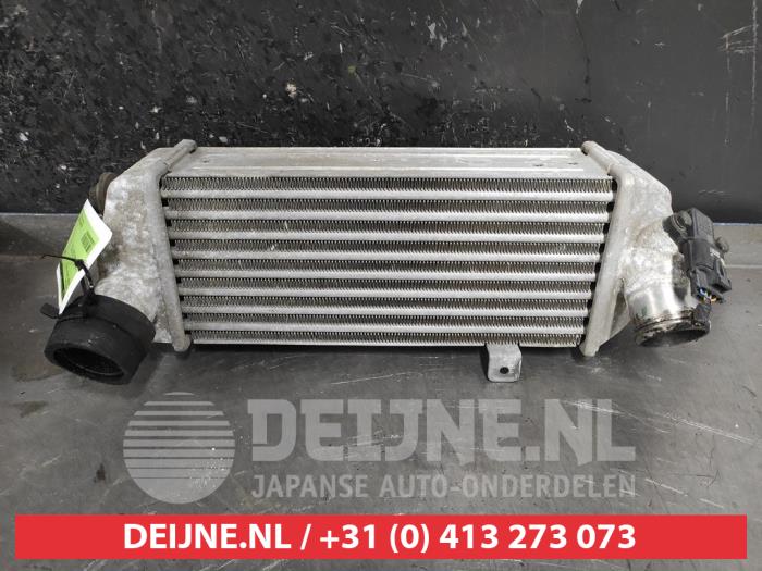 Gebruikte Intercooler Hyundai iX20 (JC) 1.6 CRDi 16V VGT Prijs € 75,00 Margeregeling aangeboden door V.Deijne Jap.Auto-onderdelen BV