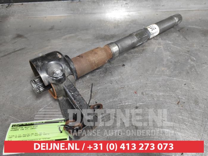 Hyundai I30 Aandrijfas rechts-voor O498901