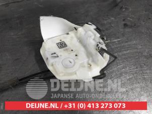 Mitsubishi Space Star Door lock mechanism 4-door, front left O498988 photo 2
