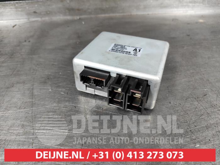 Mitsubishi Space Star Lenkkraftverstärker Steuergerät O499016