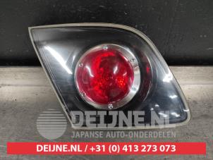 Mazda 3 Heckklappenreflektor links O499081 foto 2