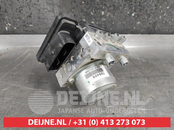 Gebruikte ABS Pomp Nissan Juke (F15) 1.2 DIG-T 16V Prijs € 100,00 Margeregeling aangeboden door V.Deijne Jap.Auto-onderdelen BV
