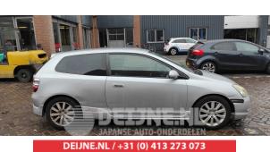 Gebruikte Ruit 2Deurs rechts-achter Honda Civic (EP/EU) 1.4 16V Prijs op aanvraag aangeboden door V.Deijne Jap.Auto-onderdelen BV