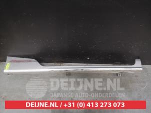 Honda Civic Zijskirt rechts O499746 foto 3