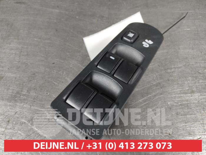 Mitsubishi Colt Combischakelaar ramen O499899