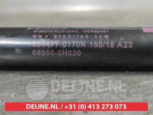Toyota Aygo Gasdemper links-achter O499973 foto 2