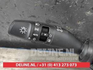 Kia Stonic Steering column stalk O500278 photo 2