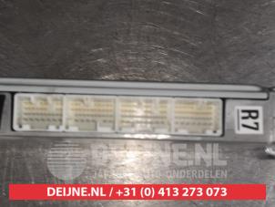 Toyota Prius Engine management computer O500360 photo 3