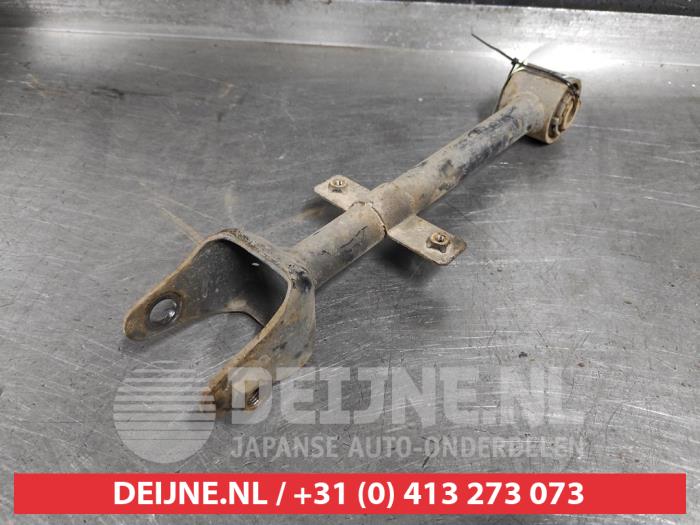 Mazda 3 Draagarm links-achter O500524