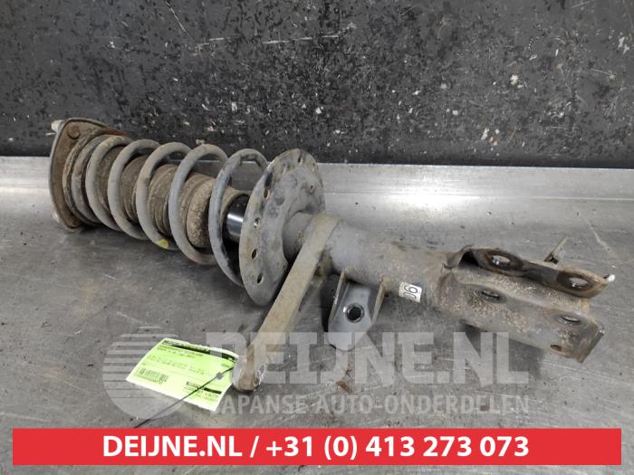 Toyota IQ Front shock absorber rod, right O500789