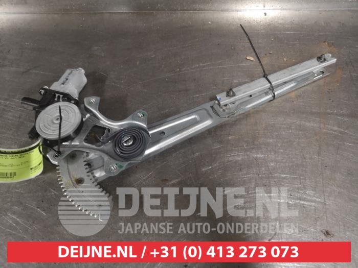 Honda CR-V Fenstermechanik 4-türig rechts vorne O500947