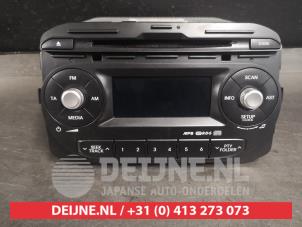 Gebruikte Radio Kia Picanto (TA) 1.2 16V Prijs € 75,00 Margeregeling aangeboden door V.Deijne Jap.Auto-onderdelen BV