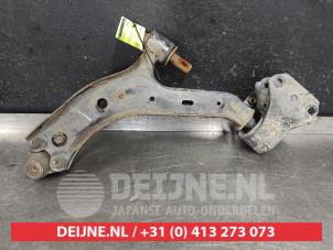 Honda CR-V Front lower wishbone, right O501422 photo 2