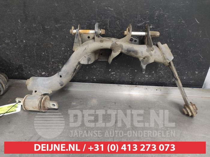 Honda CR-V Querlenker rechts hinten O501441