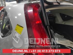 Honda CR-V Taillight, left O501446 photo 2