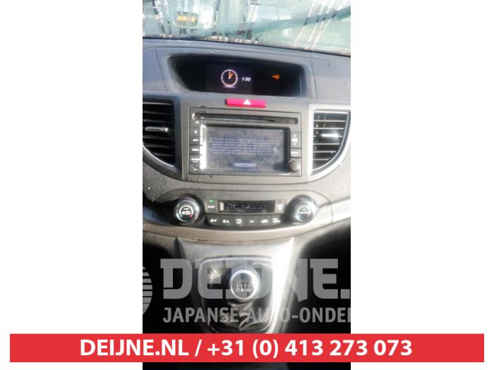 Gebruikte Display Interieur Honda CR-V (RM) 2.0 i-VTEC 16V 4x4 Prijs € 50,00 Margeregeling aangeboden door V.Deijne Jap.Auto-onderdelen BV