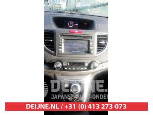 Gebruikte Display Interieur Honda CR-V (RM) 2.0 i-VTEC 16V 4x4 Prijs € 50,00 Margeregeling aangeboden door V.Deijne Jap.Auto-onderdelen BV