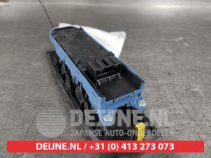 Toyota Verso Multi-functional window switch O501785 photo 2