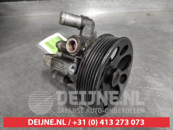Gebruikte Servopomp Chevrolet Orlando (YYM/YYW) 2.0 D 16V Prijs € 75,00 Margeregeling aangeboden door V.Deijne Jap.Auto-onderdelen BV