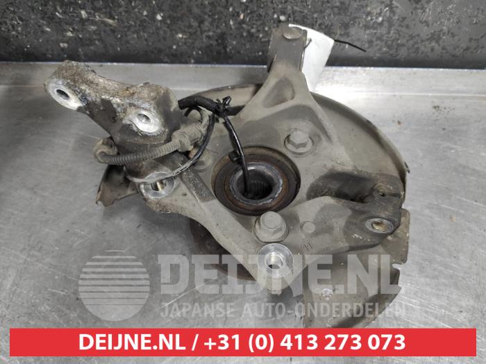 Chevrolet Orlando Fusee rechts-voor O501887