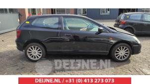 Gebruikte Deur 2Deurs rechts Honda Civic (EP/EU) 1.4 16V Prijs € 100,00 Margeregeling aangeboden door V.Deijne Jap.Auto-onderdelen BV