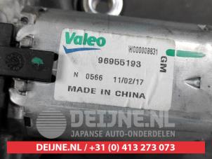 Chevrolet Aveo Rear wiper motor O502201 photo 3