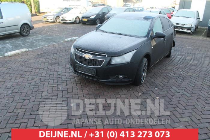 Chevrolet Cruze Scheinwerfer links O502215