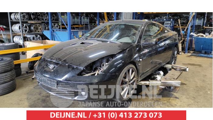 Toyota Celica Motorhaube O502430