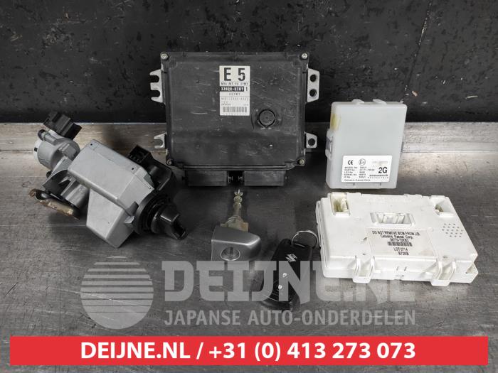 Suzuki Swift Kontaktslot+Sleutel O502537
