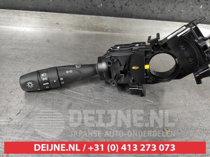 Hyundai I10 Light switch O502618