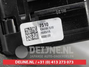 Hyundai I10 Ruitenwis Schakelaar O502620 foto 2