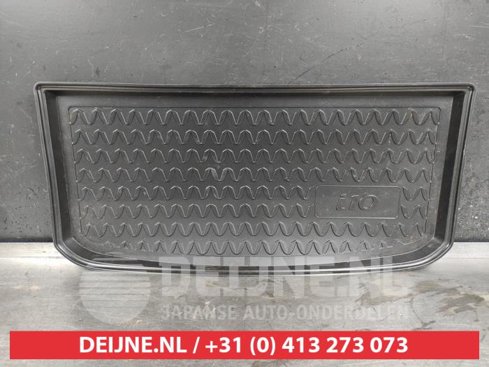 Hyundai I10 Floor panel load area O502674