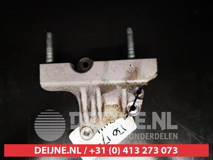 Hyundai I30 Motorlager O502677