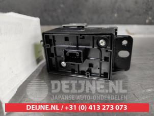 Suzuki SX-4 Switch 2WD/4WD O502940 photo 2