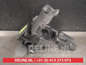 Gebruikte Luchtfilterhuis Mazda 3 (BM/BN) 1.5 Skyactiv-G 100 16V Prijs € 50,00 Margeregeling aangeboden door V.Deijne Jap.Auto-onderdelen BV