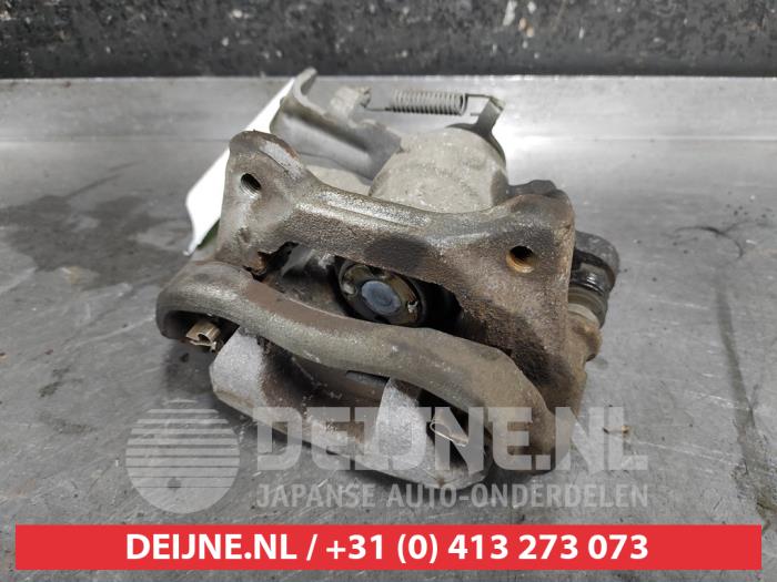 Mazda 3 Remklauw (Tang) rechts-achter O503431